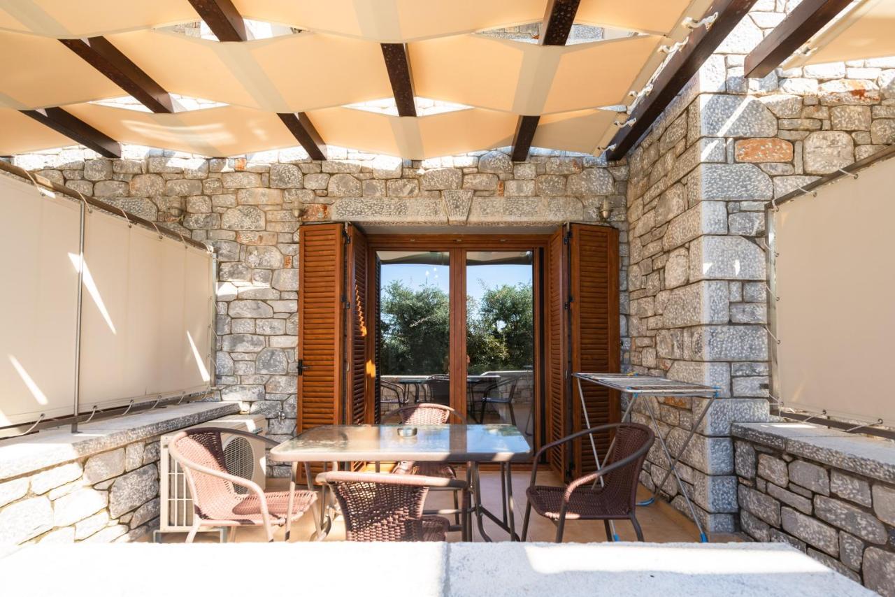 Mani Houses Selinitsa Art Koloveas アイオス・ニコラオス エクステリア 写真